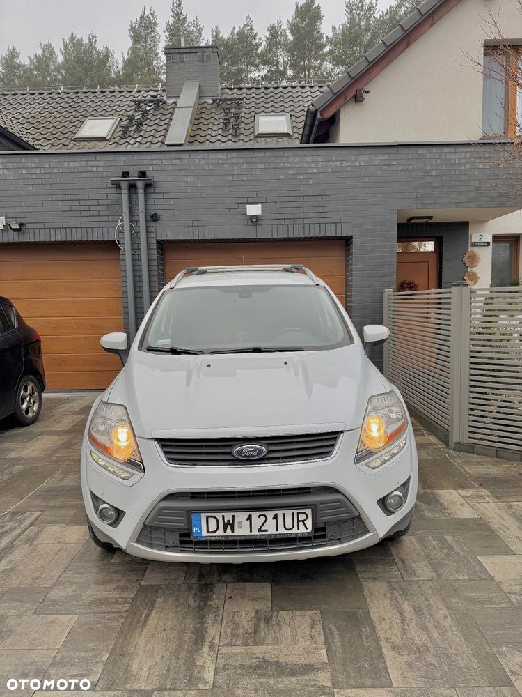 Ford Kuga 2.0 TDCi 4x4 Titanium - 6