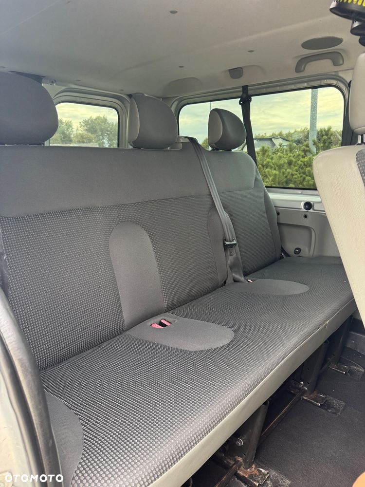 Opel Vivaro L2H1 2.9t - 9