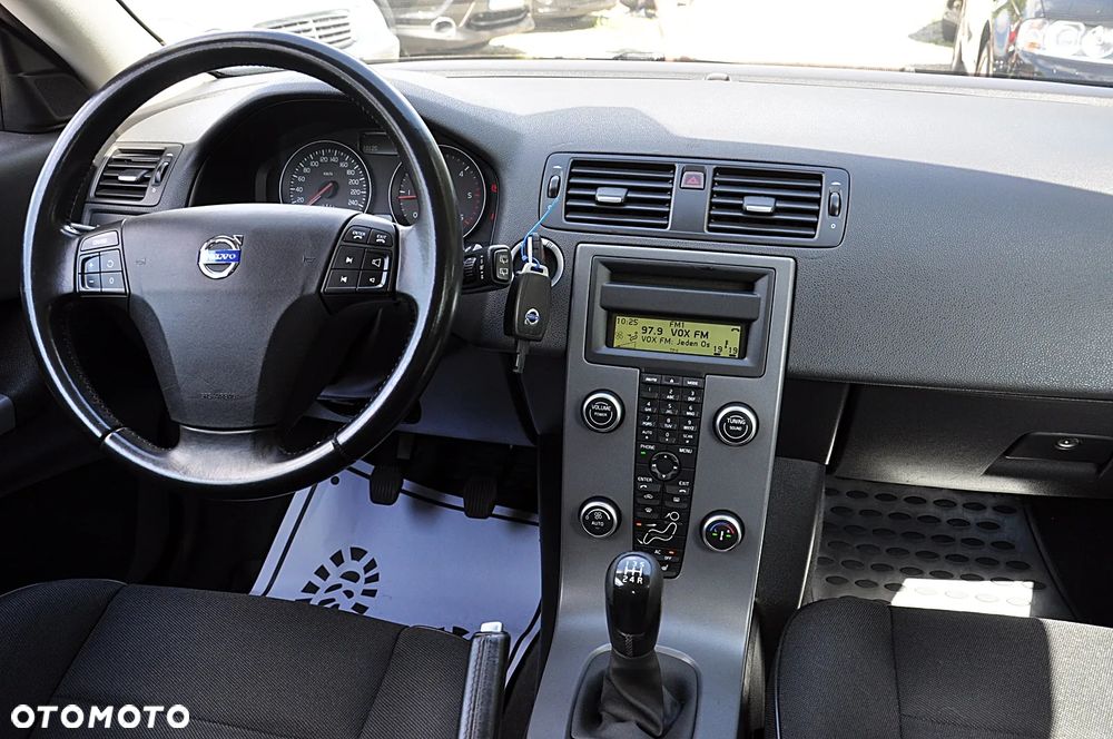Volvo C30 1.6D Momentum - 19