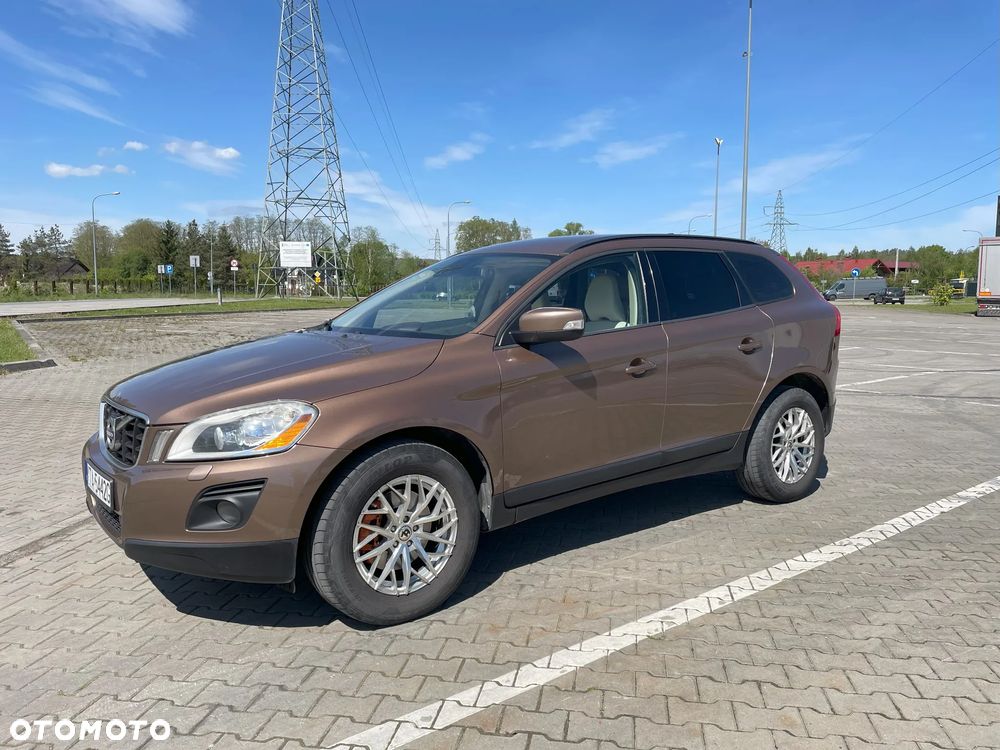 Volvo XC 60 D5 AWD - 2