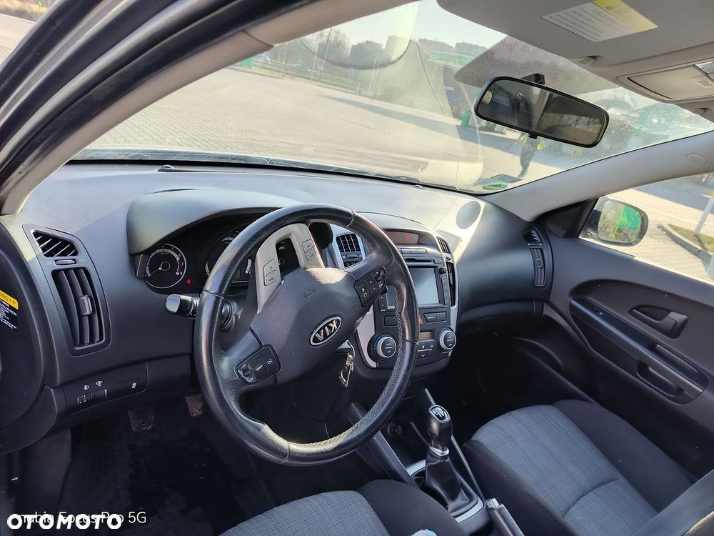 Kia Ceed 1.4 S - 3