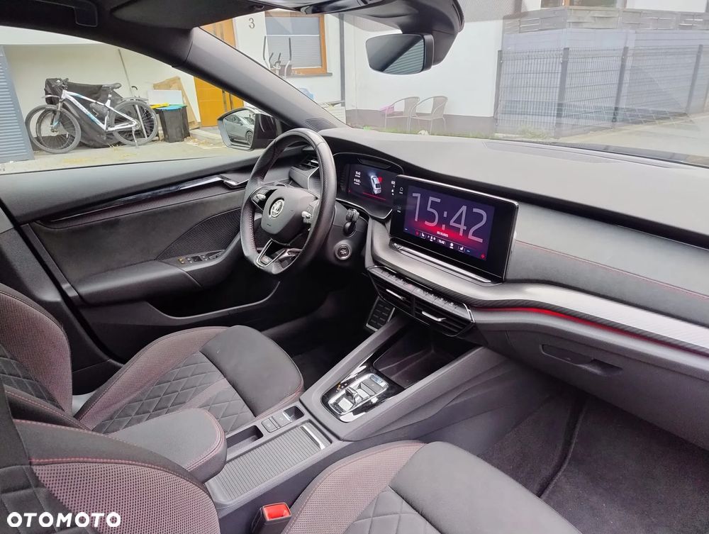 Skoda Octavia 2.0 TSI RS 245 DSG - 2