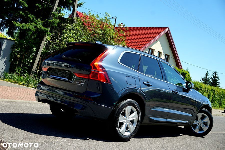 Volvo XC 60 B4 D Geartronic Momentum Pro - 4