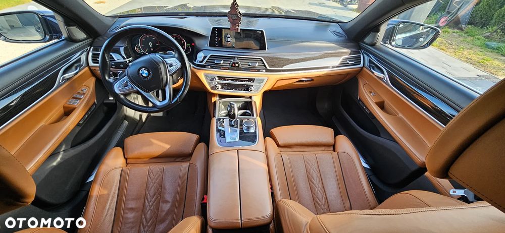 BMW Seria 7 750d xDrive - 21