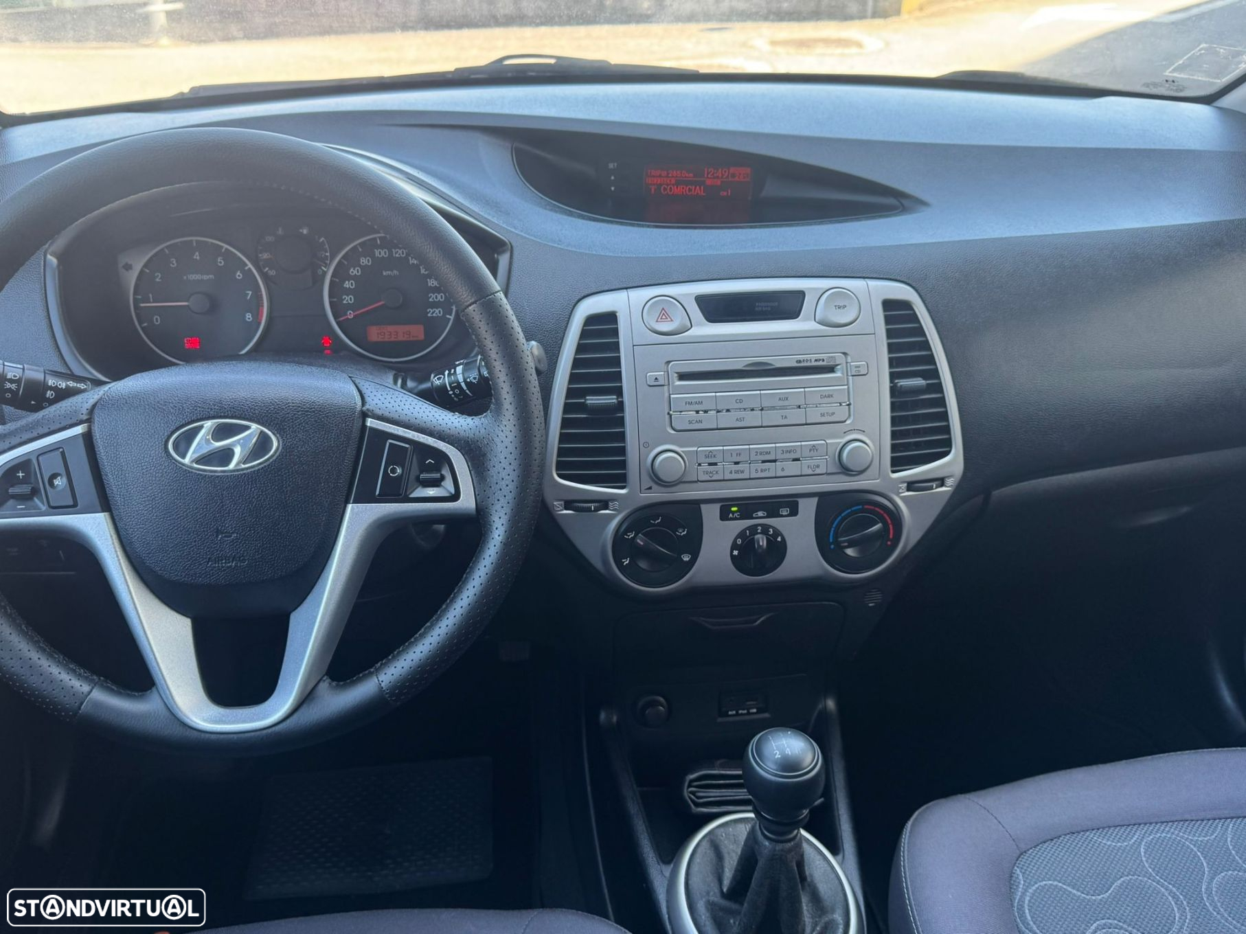 Hyundai i20 - 13
