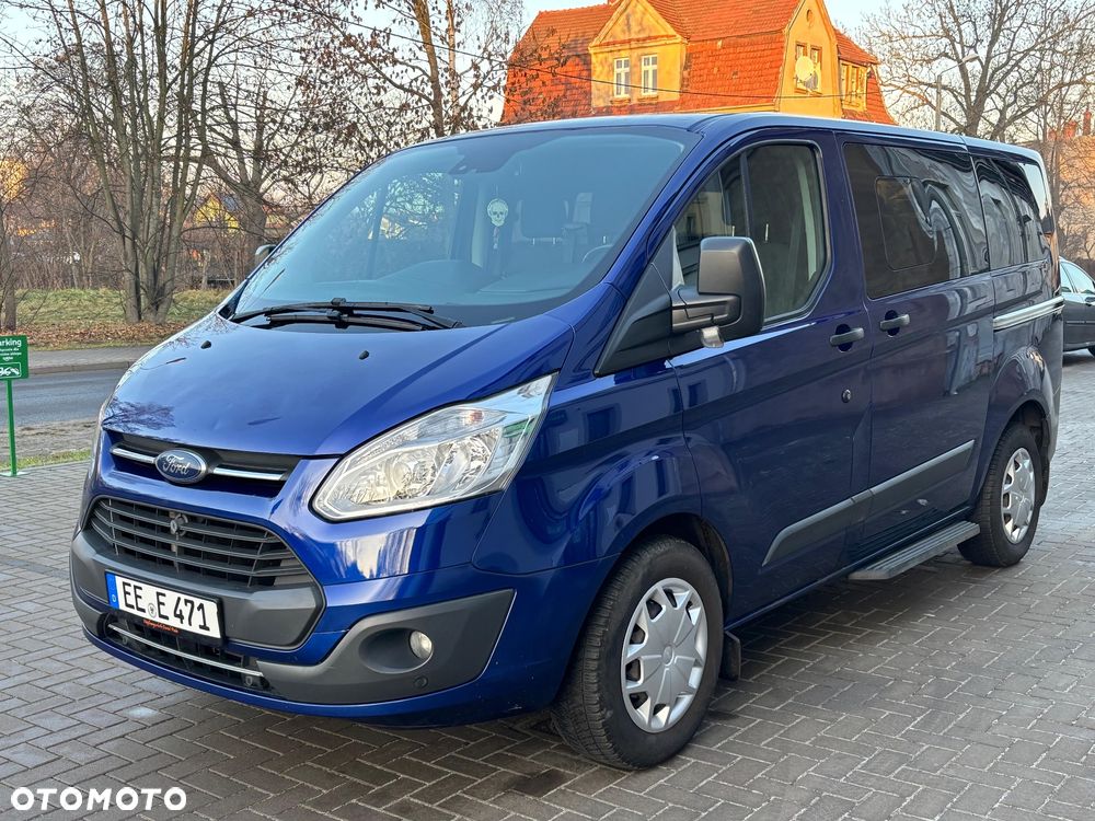 Ford Tourneo Custom - 6
