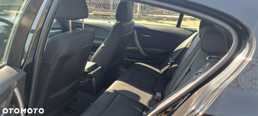 BMW Seria 1 116i - 3