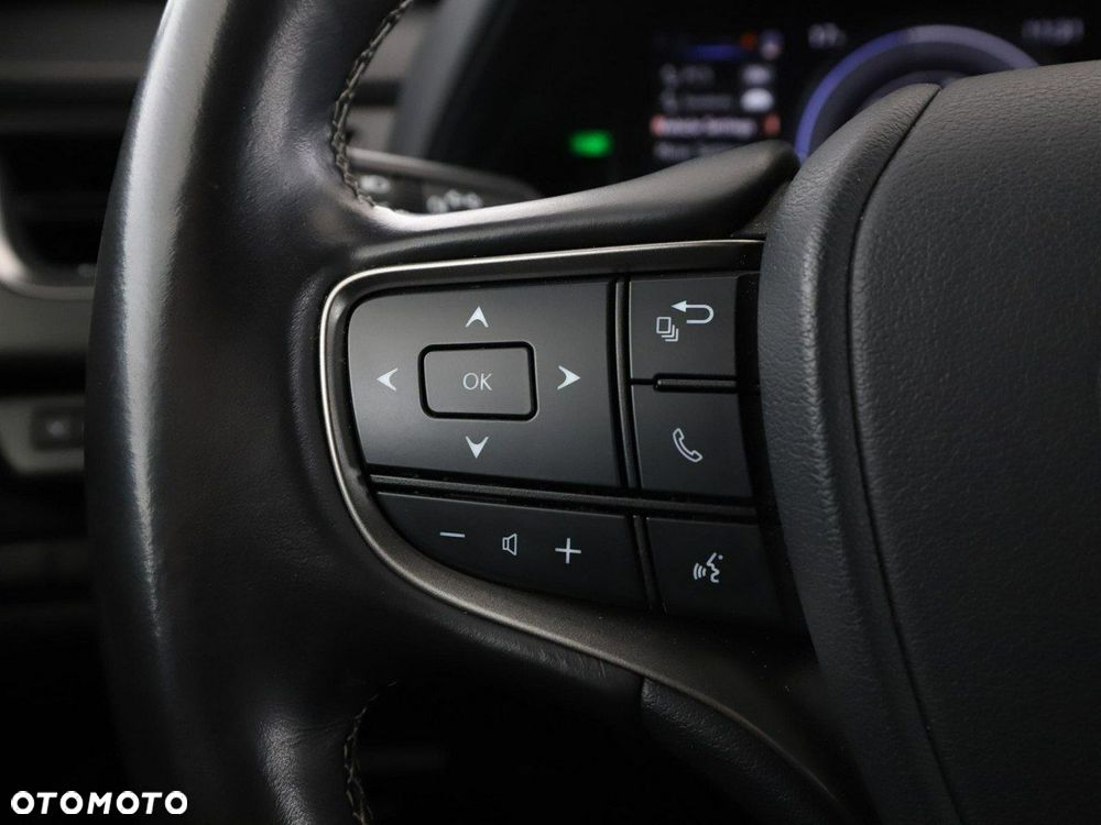 Lexus UX 250h GPF Business 2WD - 33