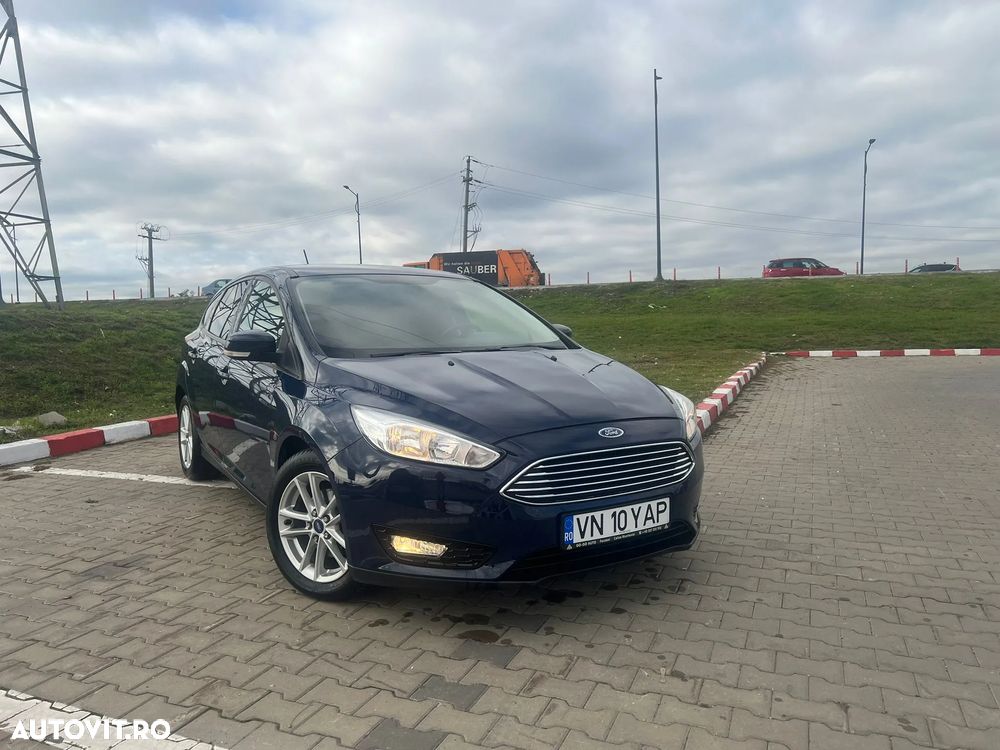 Ford Focus 1.0 EcoBoost Start-Stopp-System TITANIUM DESIGN - 1