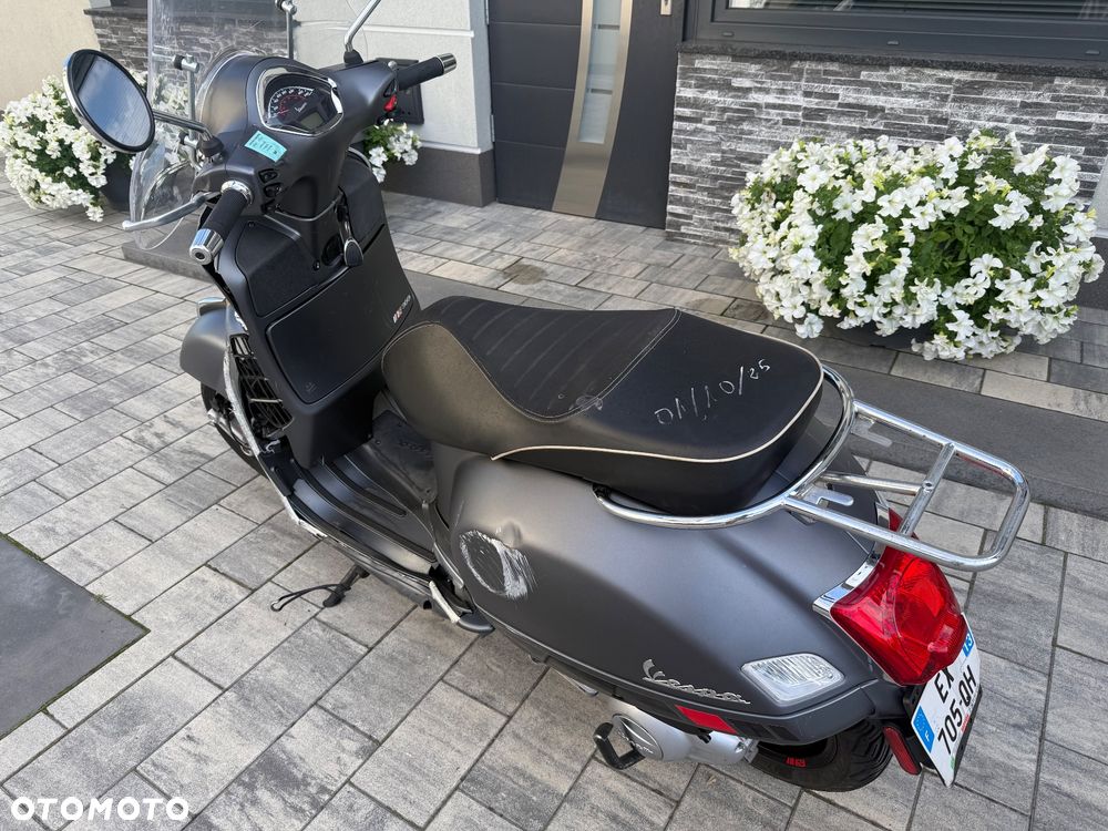 Piaggio Vespa - 7