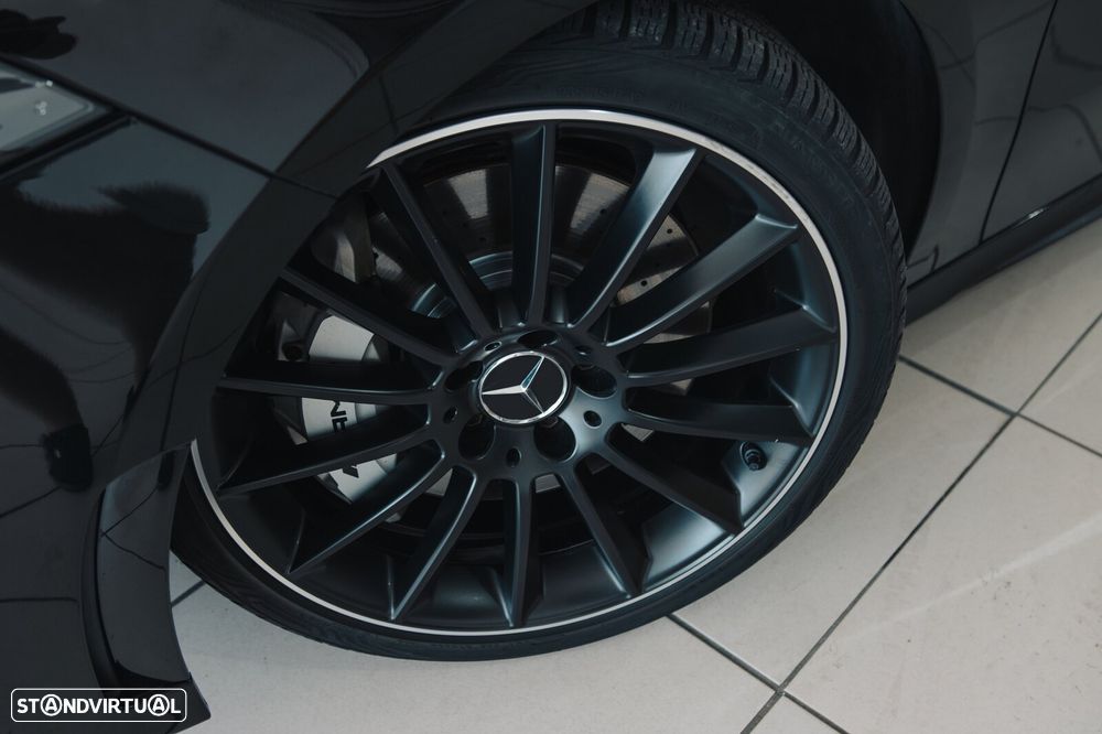 Mercedes-Benz A 35 AMG 4Matic Speedshift DCT 7G - 2