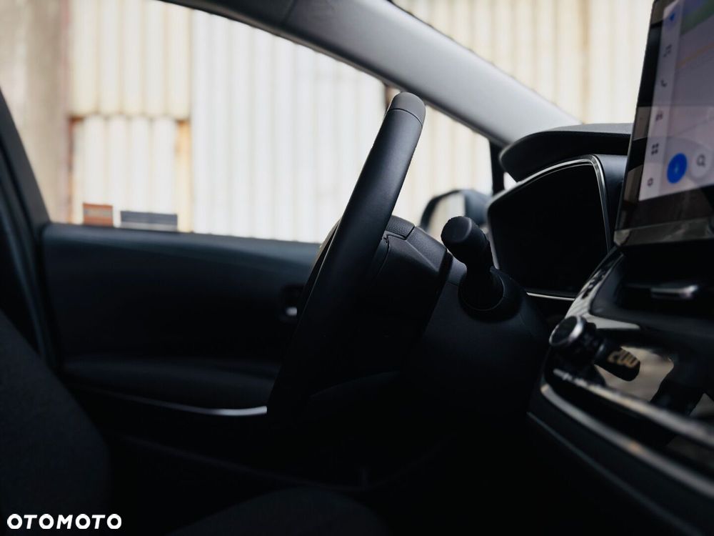 Toyota Corolla 1.8 Hybrid Comfort - 28