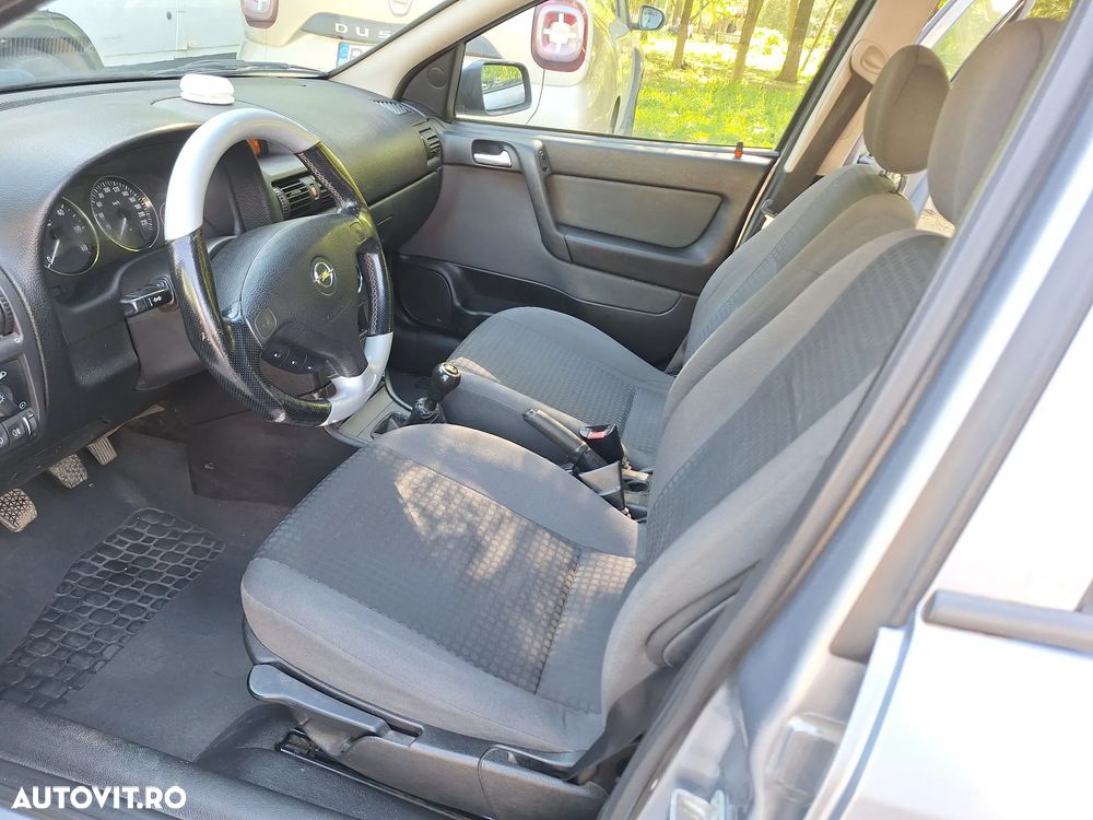 Opel Astra - 19