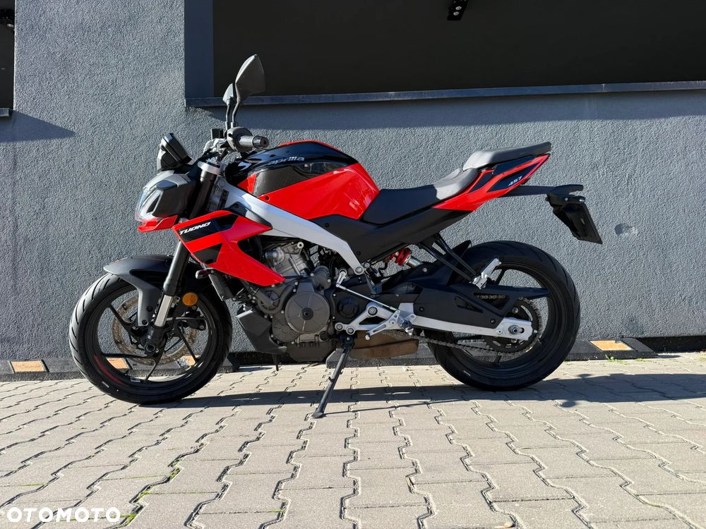 Aprilia Tuono - 3