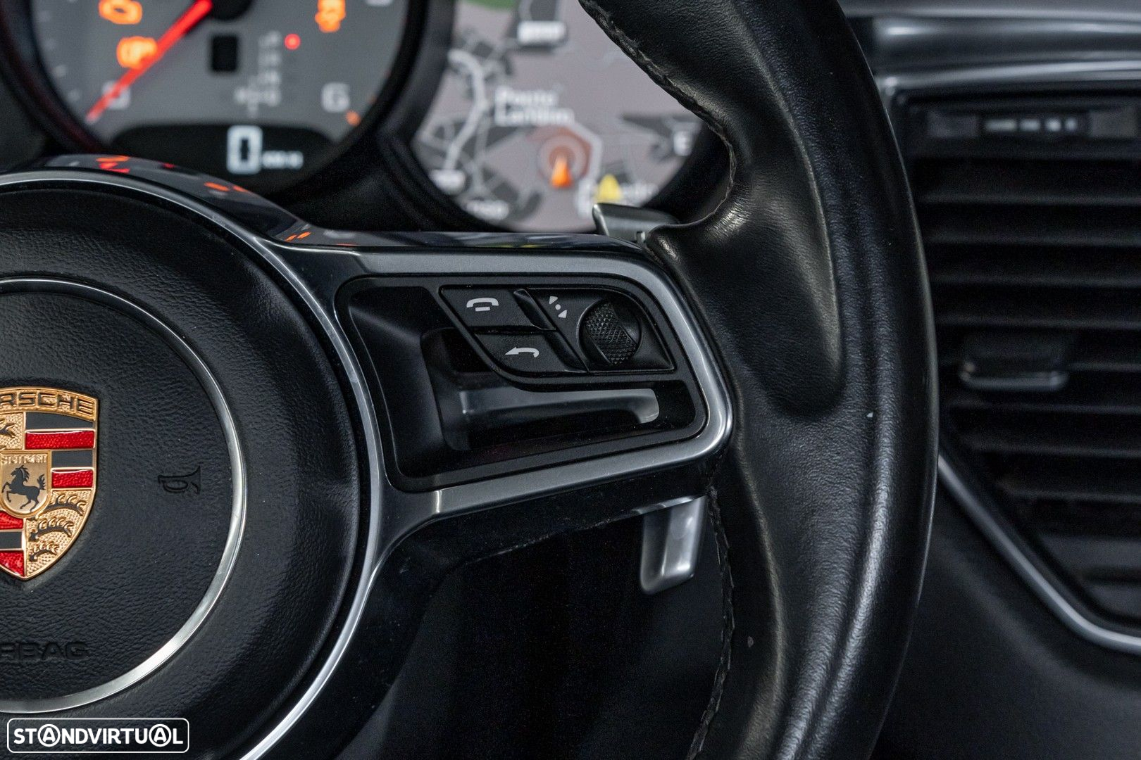 Porsche Macan S - 17