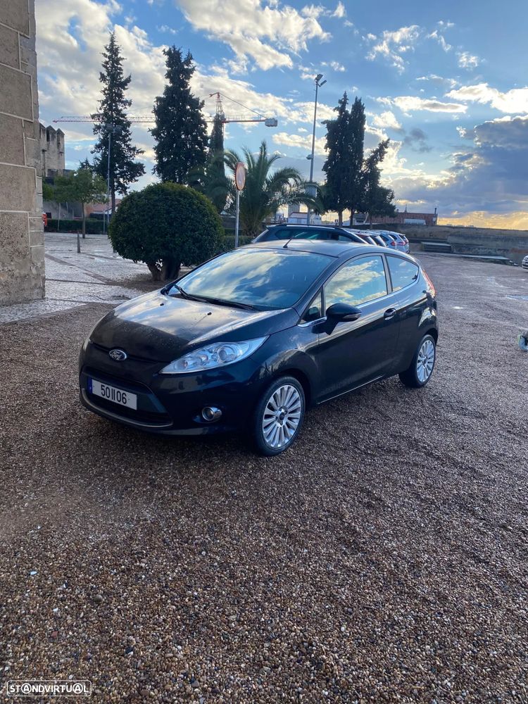 Ford Fiesta 1.6 TDCi Titanium - 11