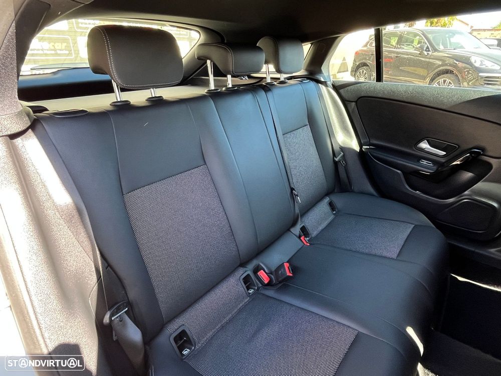 Mercedes-Benz CLA 180 d Shooting Brake Business Solutions - 45