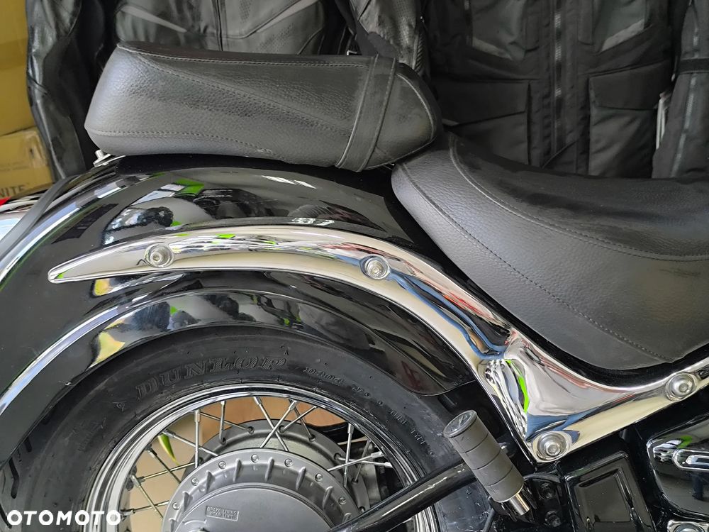 Suzuki Intruder - 11