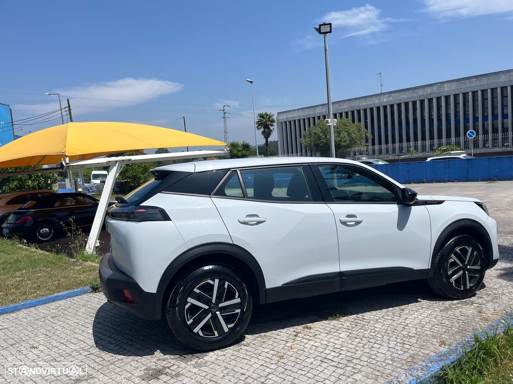 Peugeot 2008 1.2 PureTech Style - 8