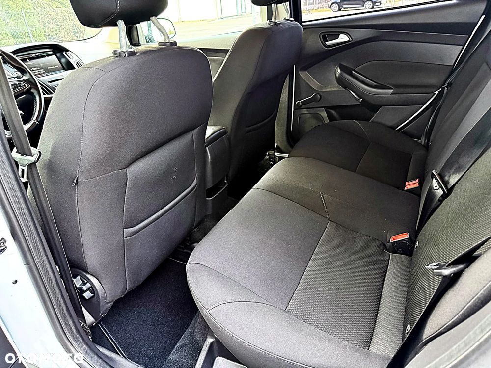 Ford Focus 1.5 TDCi DPF Start-Stopp-System Titanium - 23