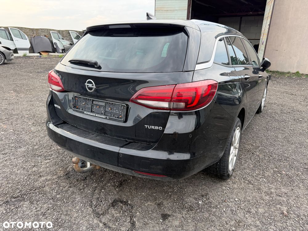 Opel Astra 1.4 T GPF Dynamic - 12