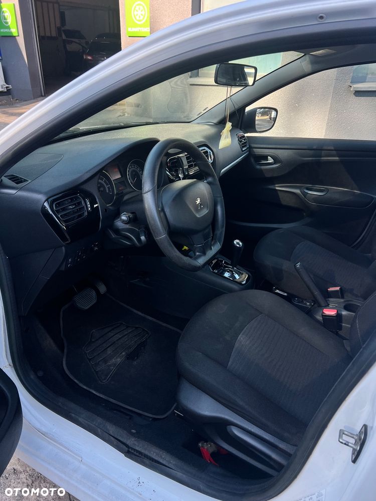 Peugeot 301 1.2 Pure Tech Active S&S ETG - 5