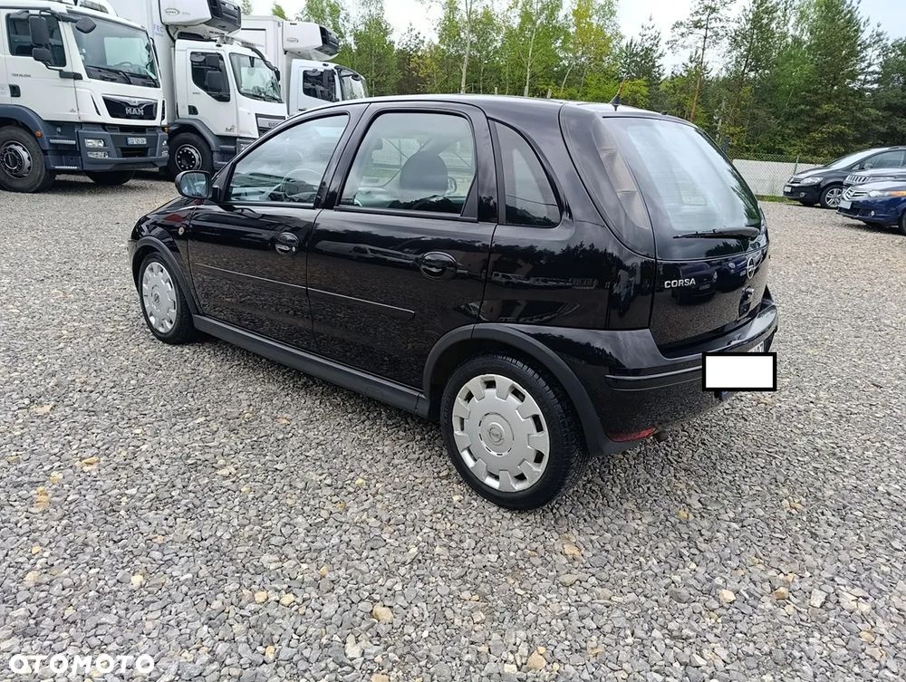 Opel Corsa 1.2 16V Cosmo - 2