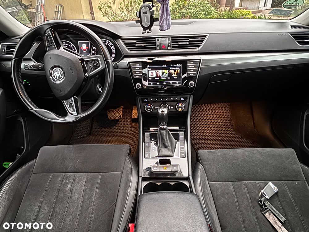 Skoda Superb 2.0 TDI Ambition DSG - 14