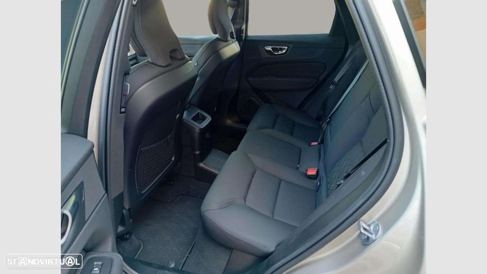 Volvo XC 60 2.0 T6 PHEV Plus Bright AWD - 13