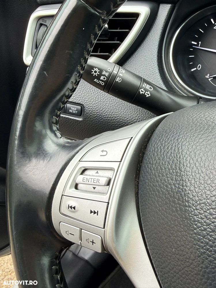 Nissan Qashqai 1.5 DCI TEKNA - 14