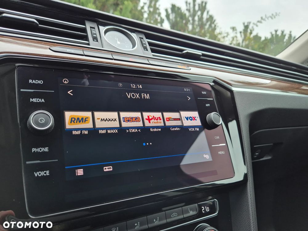 Volkswagen Passat 2.0 TDI BMT Highline - 27