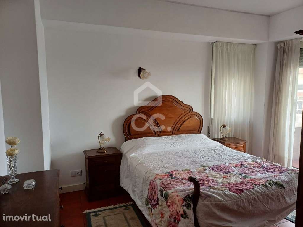 Apartamento T2, na 1ª linha de mar - Grande imagem: 3/11