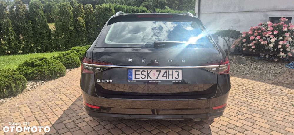 Skoda Superb 2.0 TDI SCR Style DSG - 4