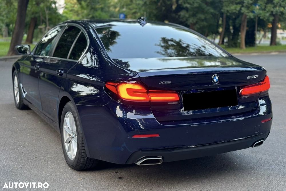 BMW Seria 5 530i xDrive Aut. Luxury Line - 3