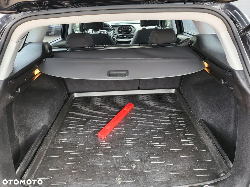 Fiat Tipo 1.4 16v Lounge EU6d - 13