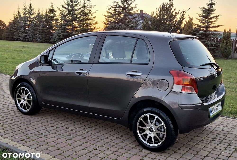 Toyota Yaris 1.33 VVT-i Cool+ - 8