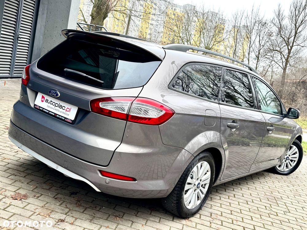 Ford Mondeo 1.6 Eco Boost Titanium - 4