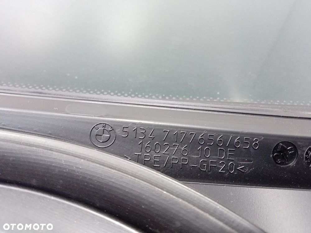 BMW 7 F01 SZYBA DRZWI TYŁ PRAWA TYLNA TRÓJKĄT 7177656 - 4