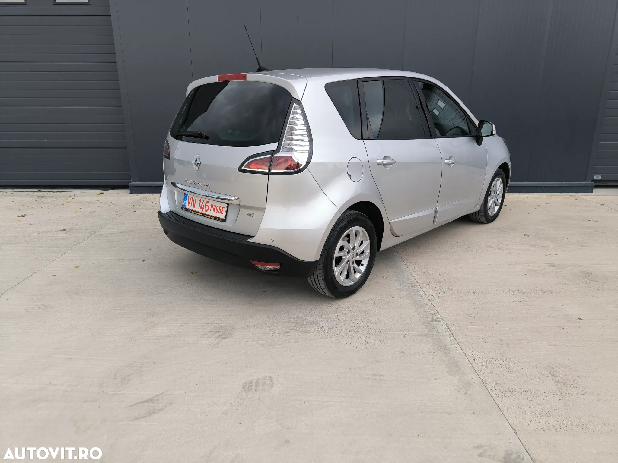 Renault Scenic - 9