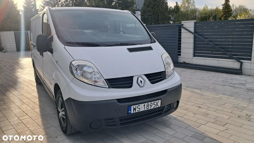 Renault Trafic - 12