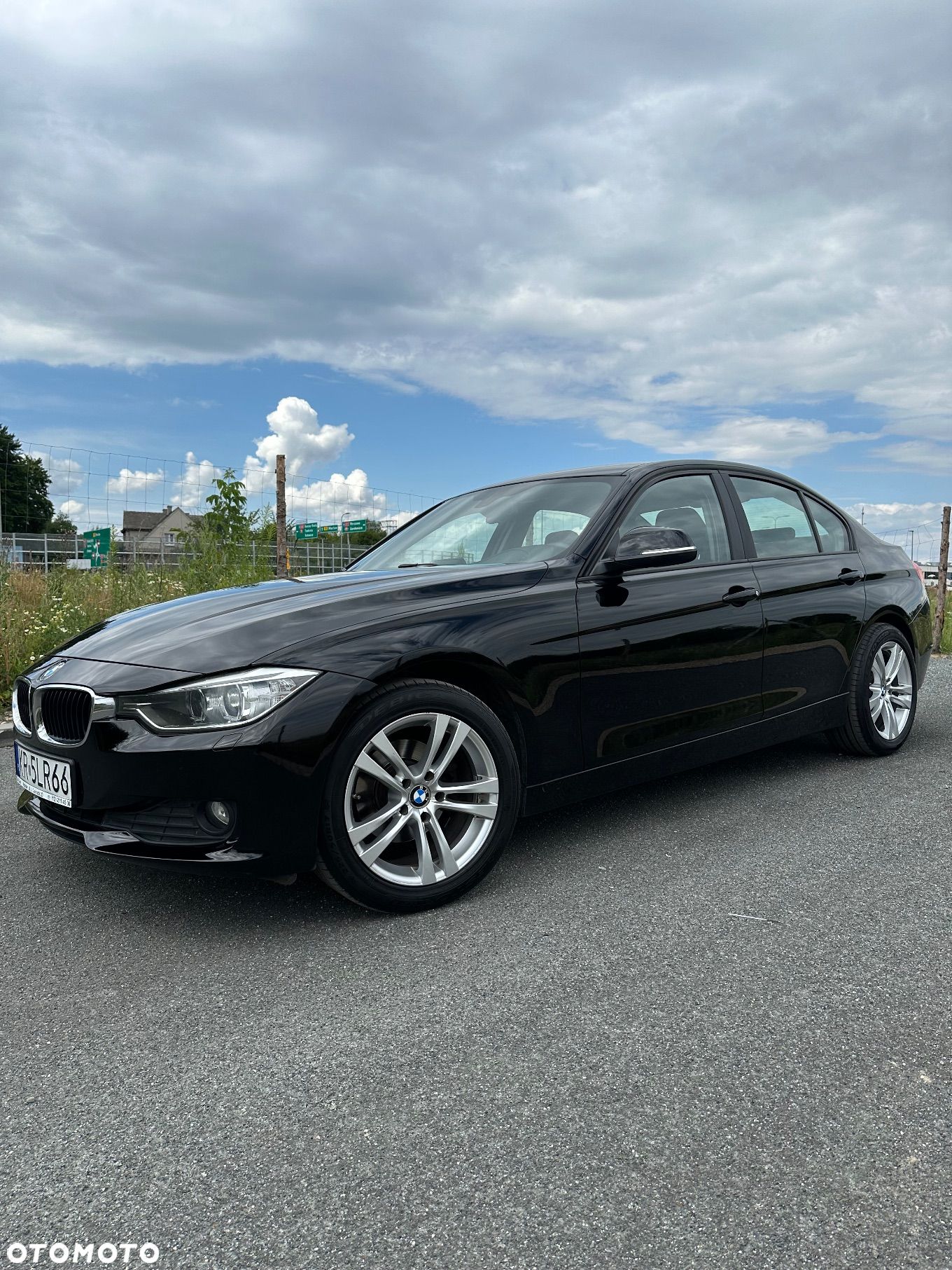 BMW Seria 3 318d - 1
