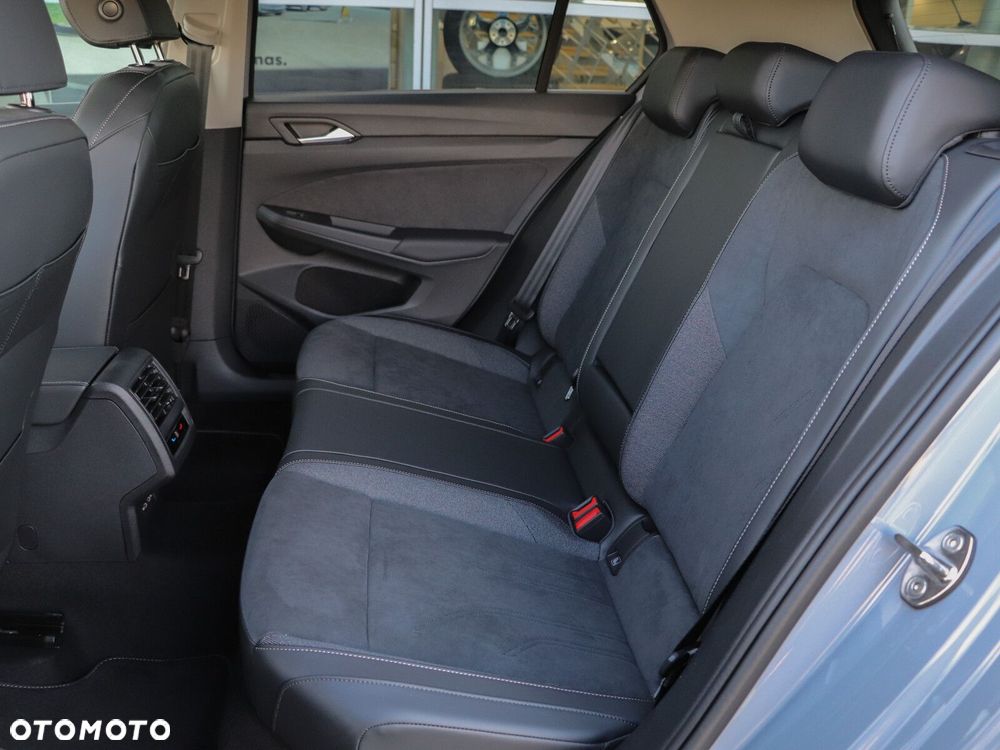 Volkswagen Golf - 13