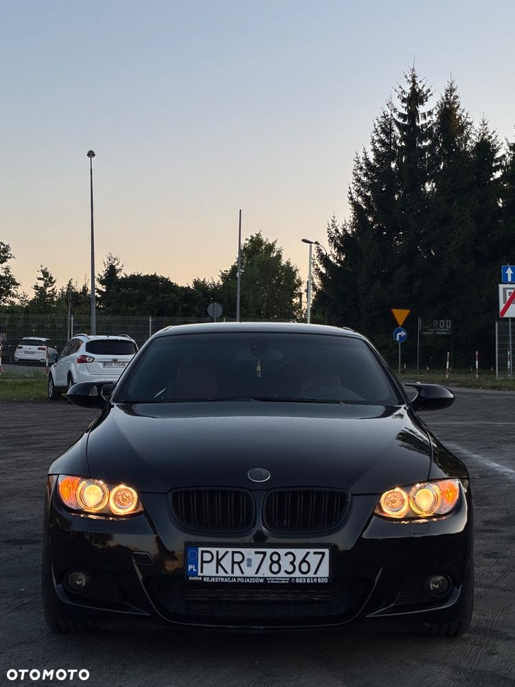 BMW Seria 3 320i - 11