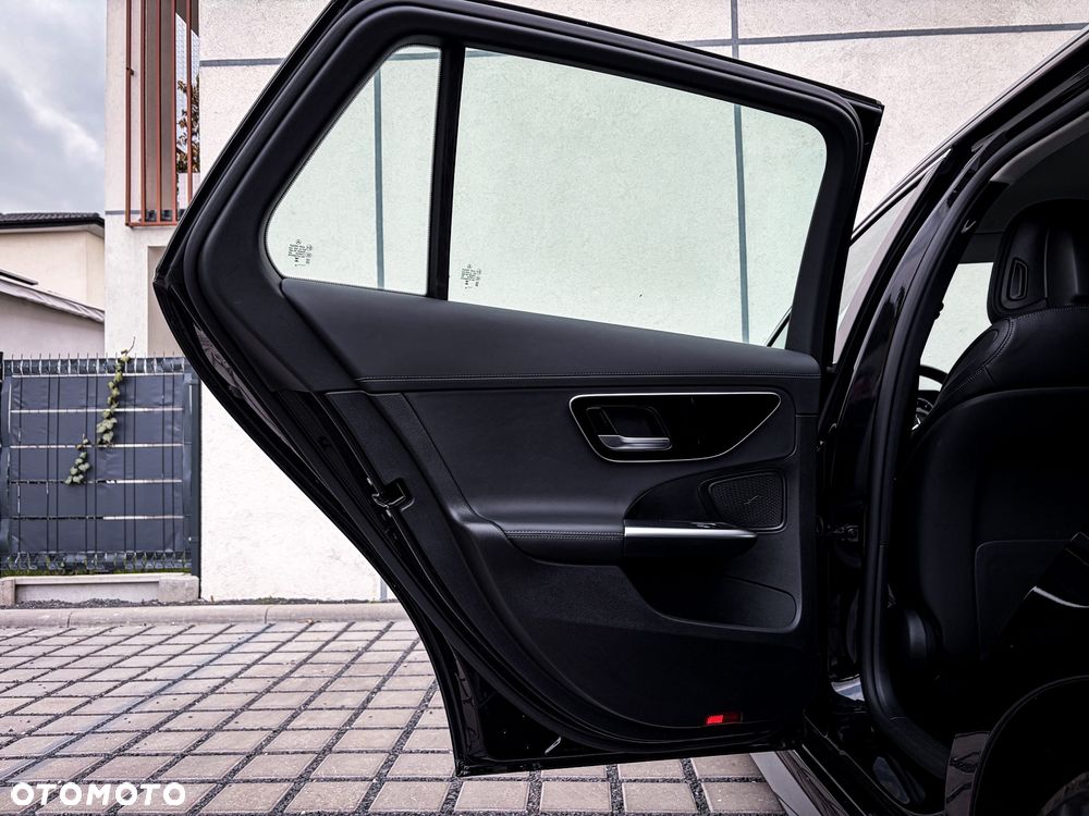 Mercedes-Benz Klasa C 220 d 9G-TRONIC AMG Line - 14