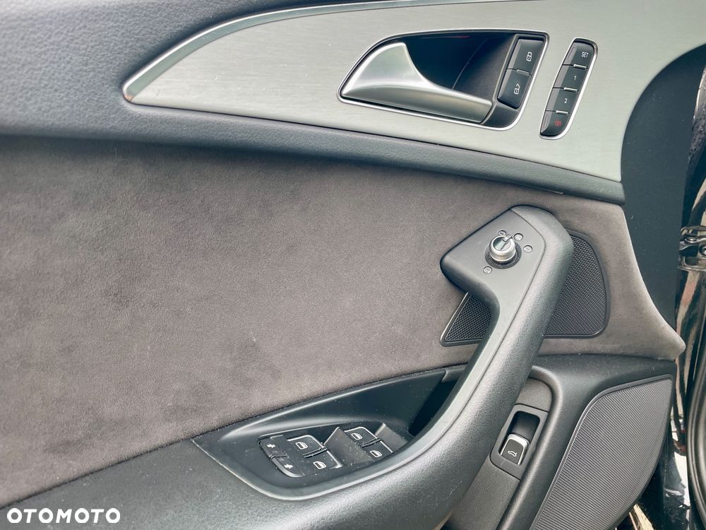 Audi A6 Avant 2.0 TDI quattro S tronic - 15