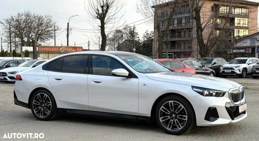 BMW Seria 5 - 12