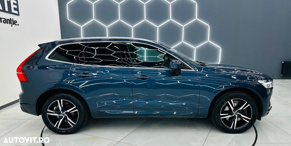 Volvo XC 60 D3 Momentum Pro - 36