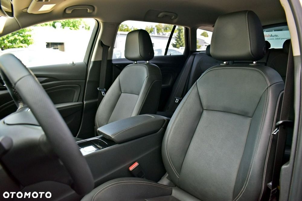 Opel Insignia 2.0 CDTI Executive 4x4 S&S - 11
