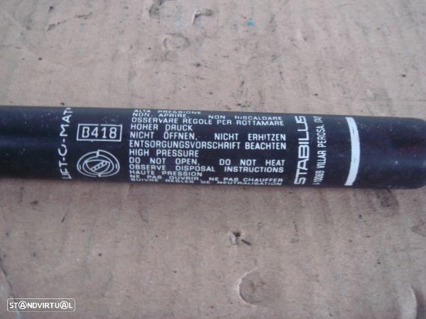 Amortecedor Tampa De Mala Alfa Romeo 159 (939_) - 3