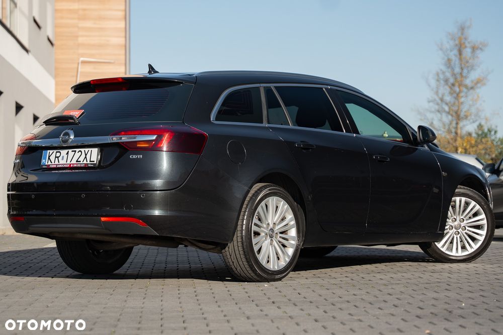 Opel Insignia 2.0 CDTI - 11